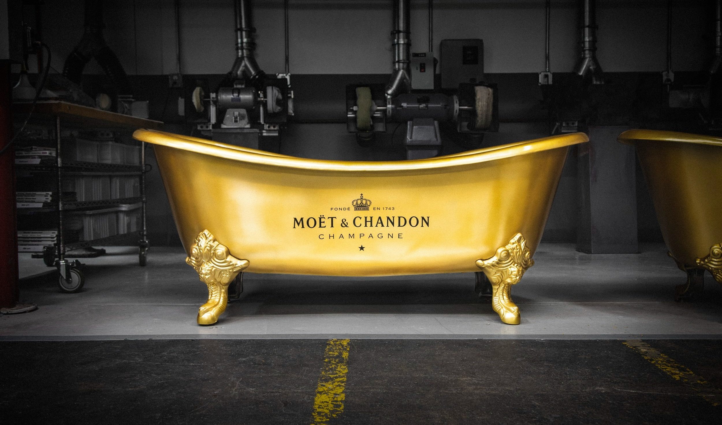 Moët & Chandon Gold Bath — Benard Creative